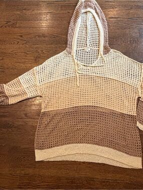 POL Women's Open-Knit Colorblock Hoodie in Cream and Tan